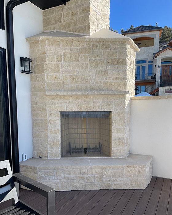 Sullivan - Castlewood Heatilator Wood Fireplace- Mountain Man Sullivan - Castlewood Heatilator Wood Fireplace